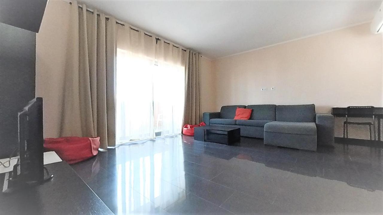 Apartamentos Turisticos Rocha Tower 4 Портиман Экстерьер фото